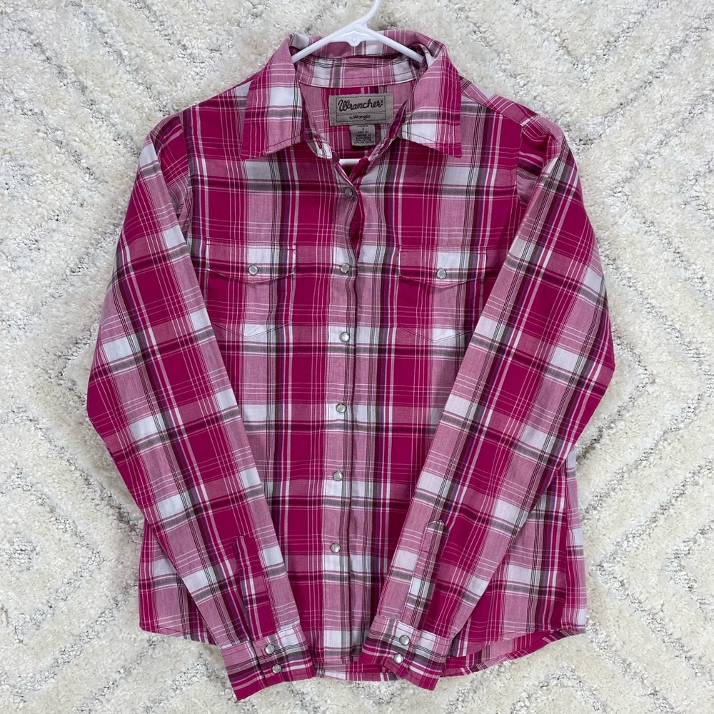 wrangler long sleeve button up plaid womens size small pink